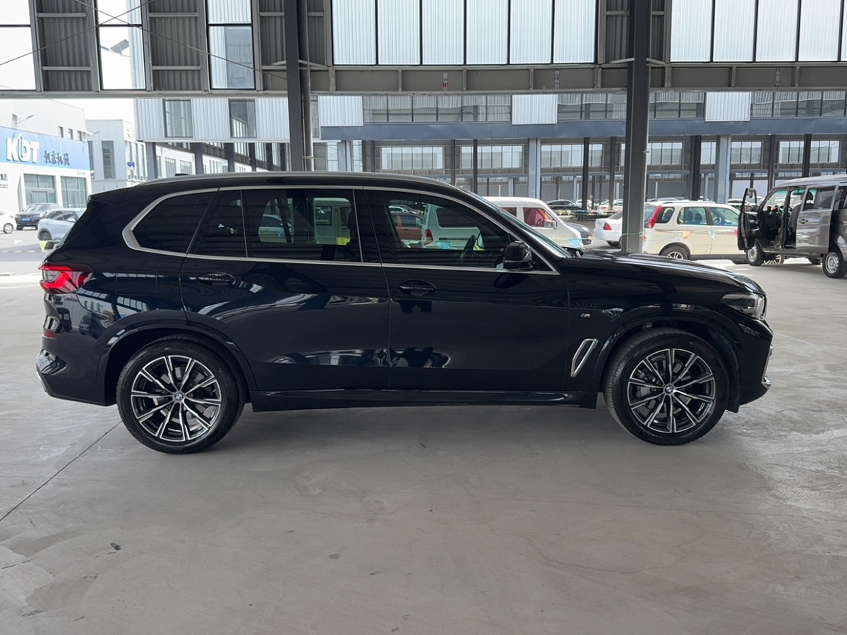 寶馬 寶馬X5  2022款 改款 xDrive 30Li M運動套裝圖片