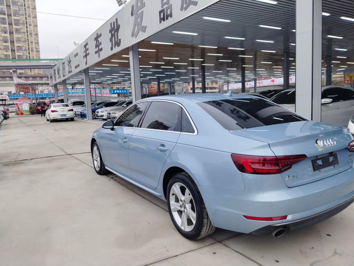 奧迪 奧迪A4L  2018款 30周年年型 40 TFSI 進取型圖片