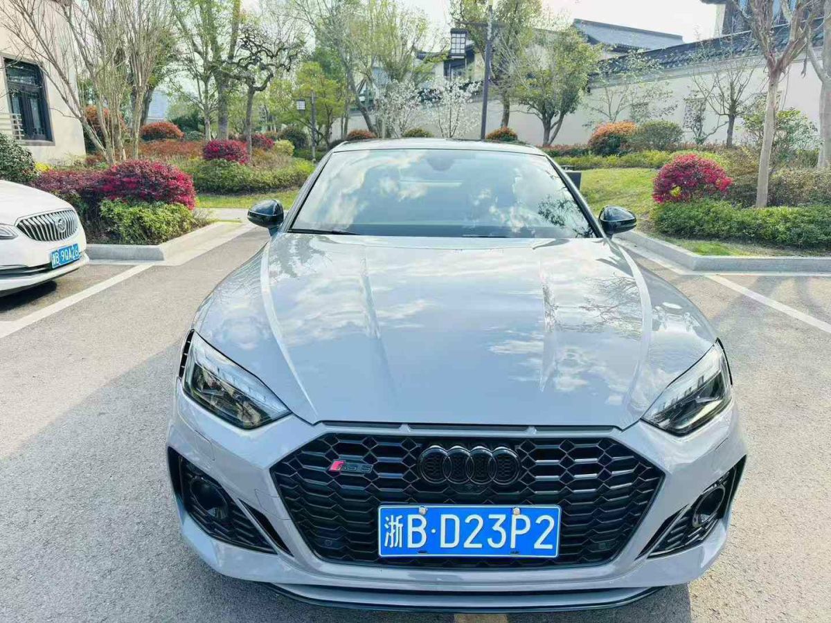 2021年1月奧迪 奧迪RS 5  2021款 RS5 Coupe 暗金版