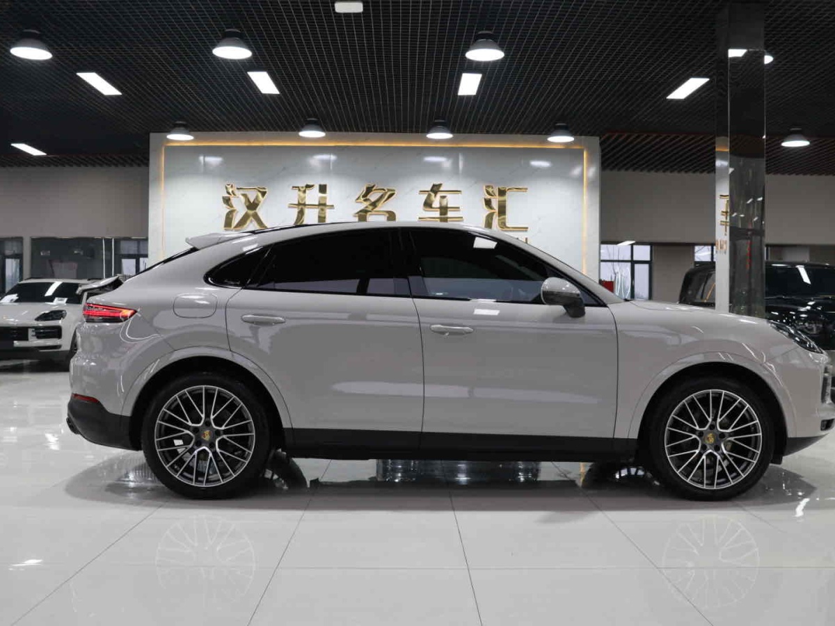 保時(shí)捷 Cayenne  2023款 Cayenne Coupé 3.0T圖片