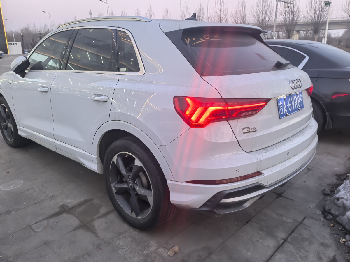 奧迪 奧迪Q3  2023款 40 TFSI 時尚動感型圖片