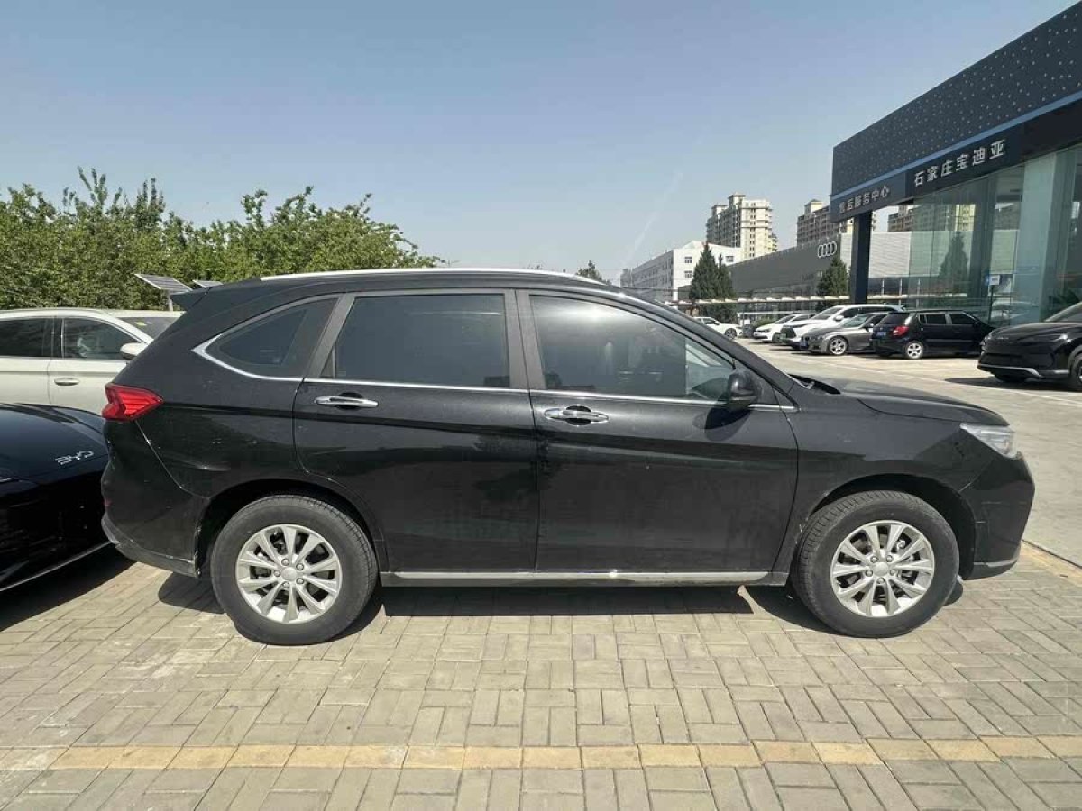哈弗 M6  2021款 PLUS 1.5T DCT豪華智聯(lián)型圖片