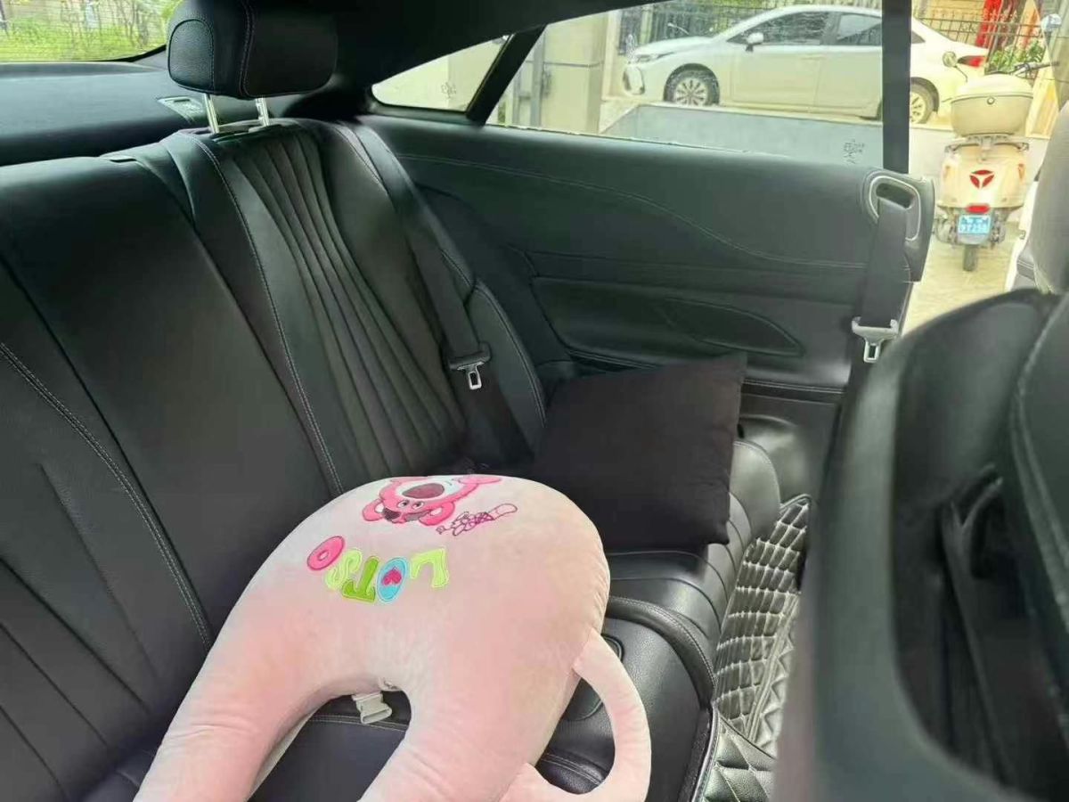 奔馳 奔馳E級  2020款 E 260 轎跑車圖片