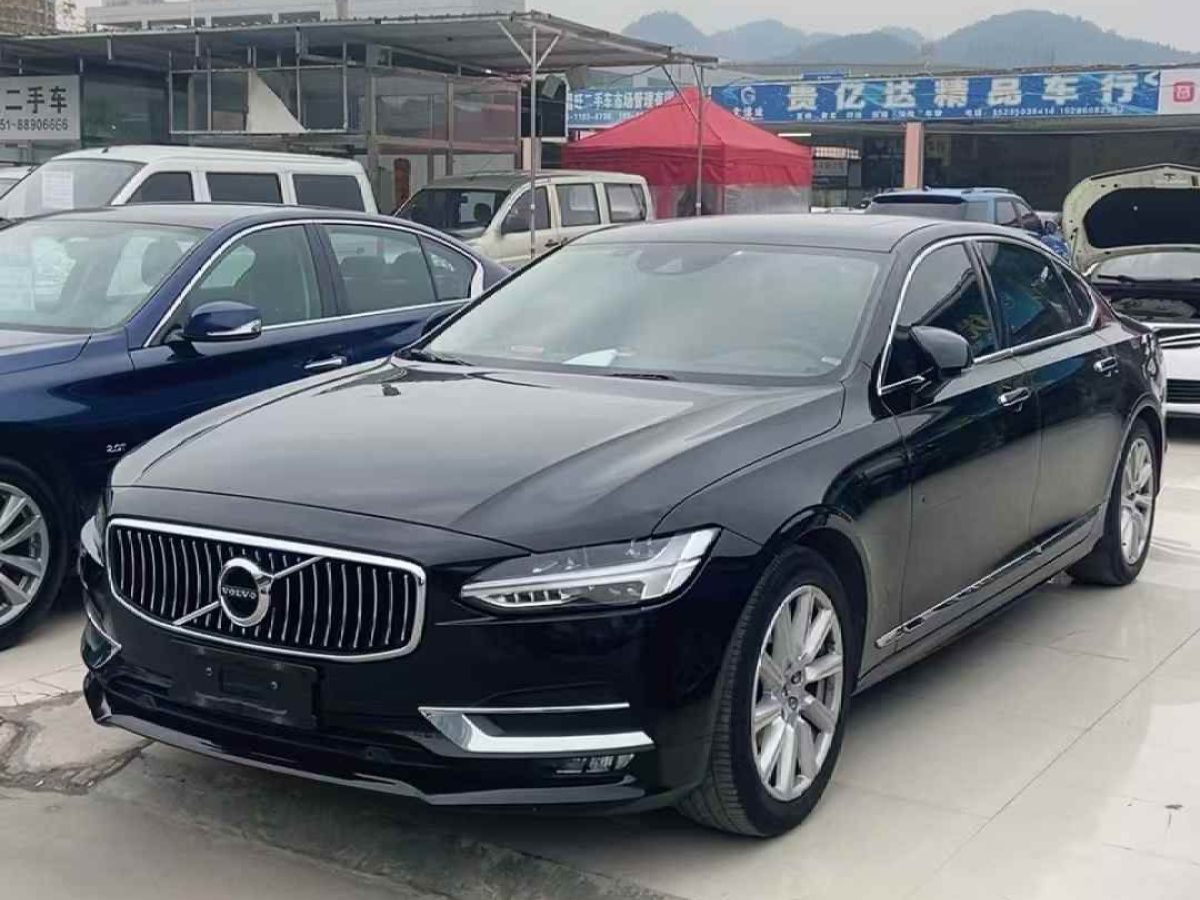 2020年1月沃爾沃 S90  2020款  T4 智行豪華版