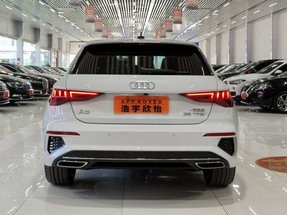 奧迪 奧迪A3  2024款 Sportback 35 TFSI 時(shí)尚運(yùn)動(dòng)型圖片
