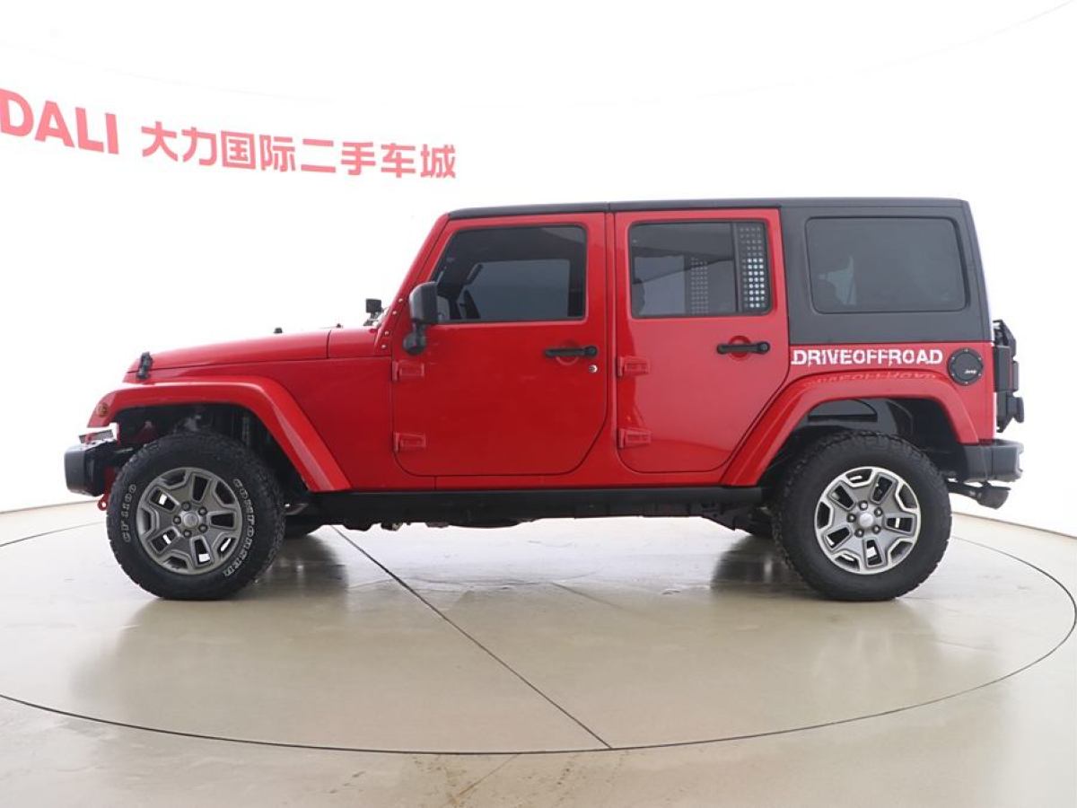 Jeep 牧馬人  2013款 3.6L Sahara 四門(mén)版圖片