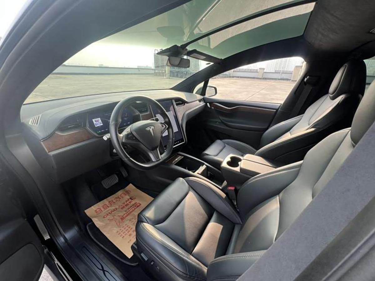 特斯拉 Model X  2020款 長續(xù)航升級版圖片