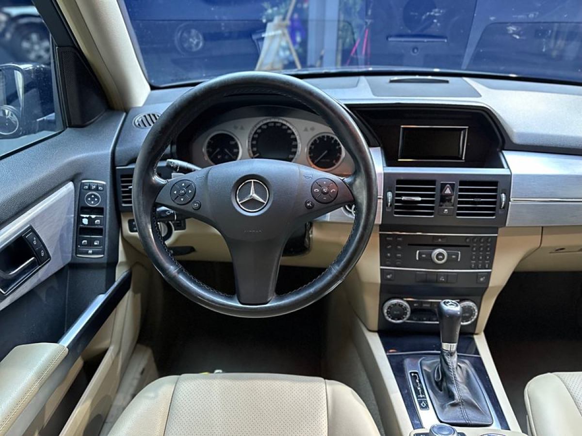 奔馳 奔馳GLK級  2011款 GLK 300 4MATIC 動感型圖片