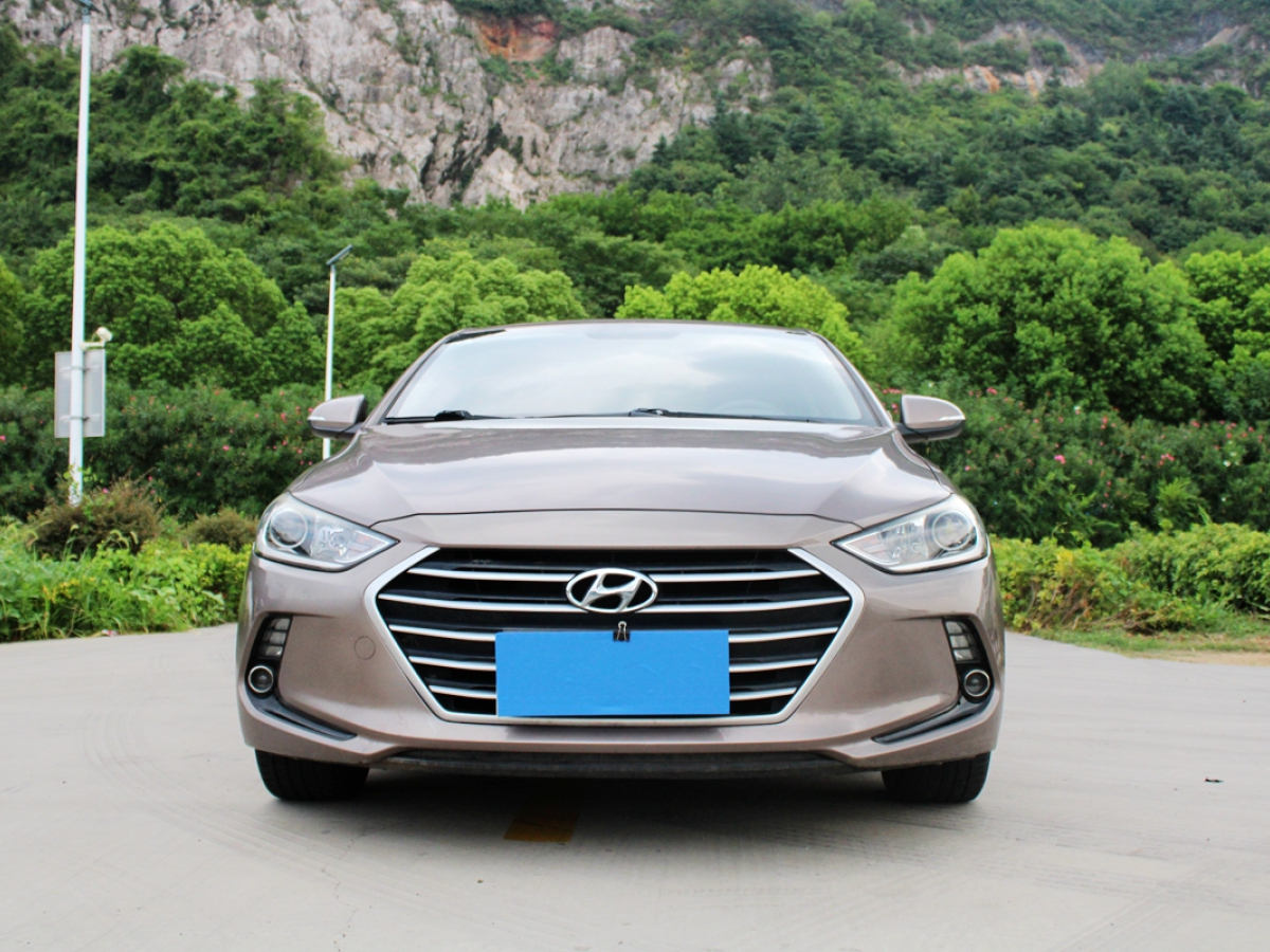 現(xiàn)代 領(lǐng)動(dòng)  2016款 1.6L 手動(dòng)智炫?活力型圖片