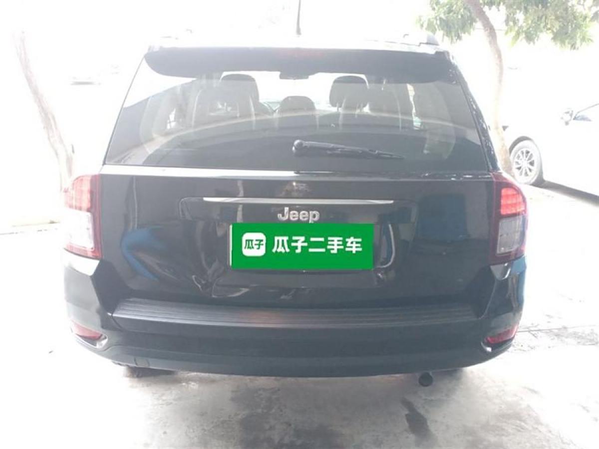 Jeep 指南者  2015款 2.0L 兩驅(qū)運動版圖片