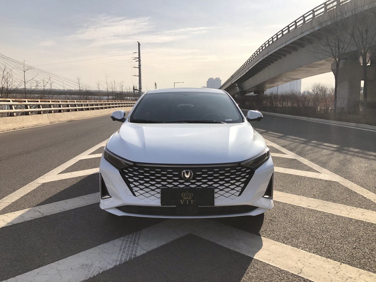 長(zhǎng)安 銳程PLUS  2023款 1.5T DCT尊貴型圖片