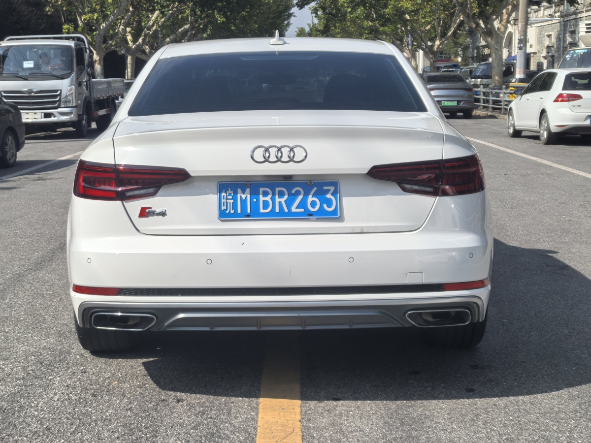 奧迪 奧迪A4L  2019款 40 TFSI 時(shí)尚型 國(guó)VI圖片