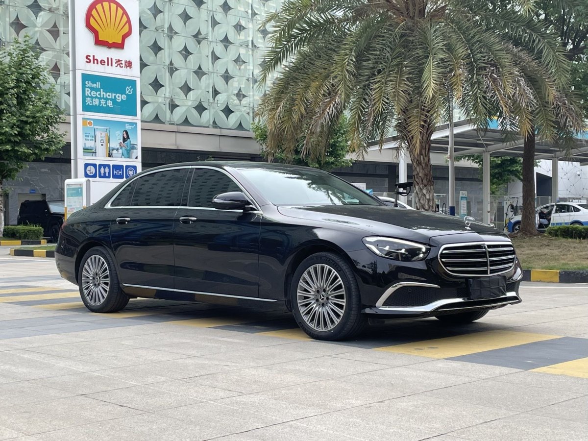 奔馳 奔馳E級  2021款 改款 E 300 L 豪華型圖片