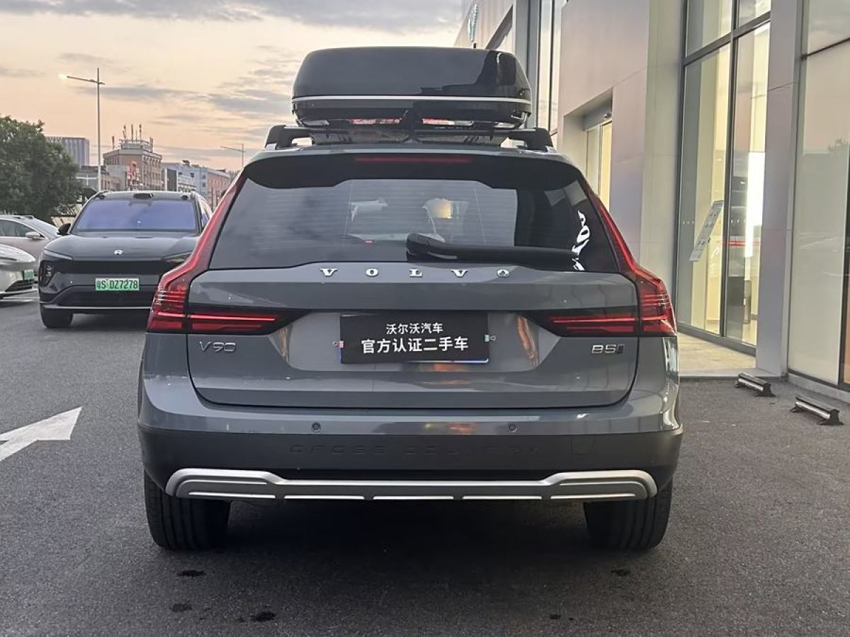 2023年3月沃爾沃 V90  2023款 Cross Country B5 AWD 智尊版