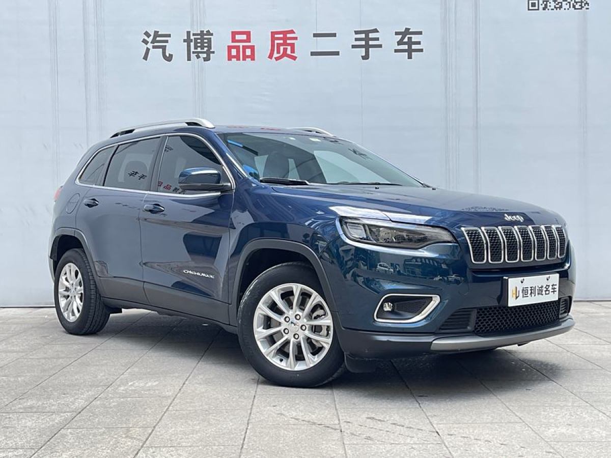 2019年12月Jeep 自由光  2019款 2.0T 兩驅(qū)智享版 國VI