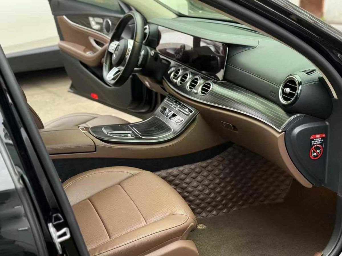 奔馳 奔馳E級(jí)  2020款 E 300 L 豪華型圖片