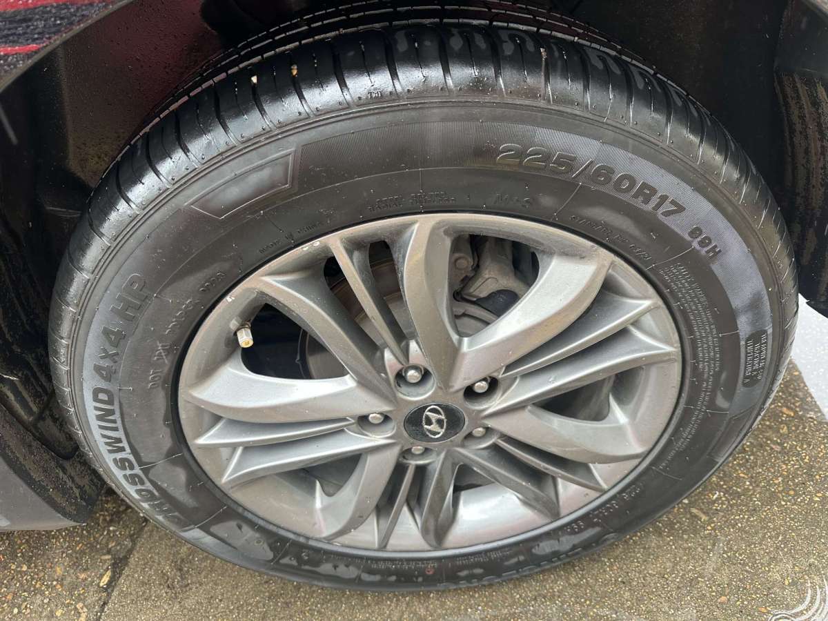 現(xiàn)代 ix35  2013款 2.0L 自動兩驅(qū)智能型GLS 國IV圖片