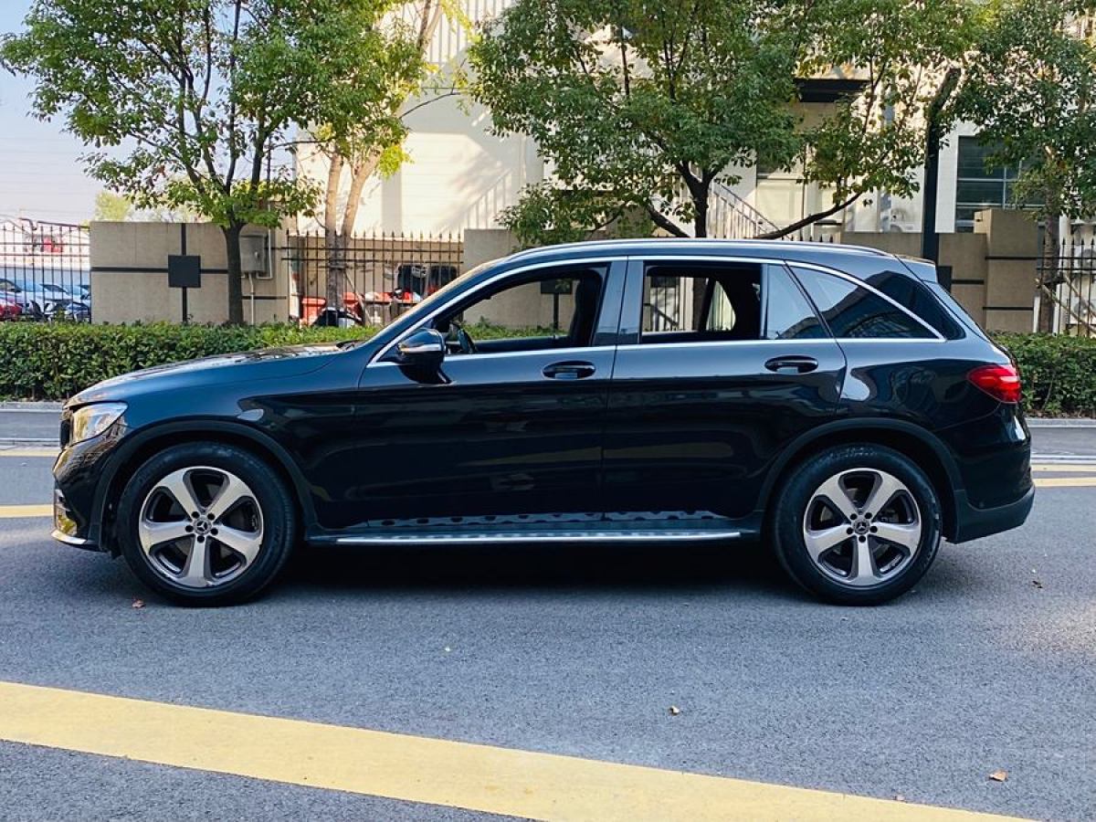 奔馳 奔馳GLC  2017款 GLC 300 4MATIC 動(dòng)感型圖片