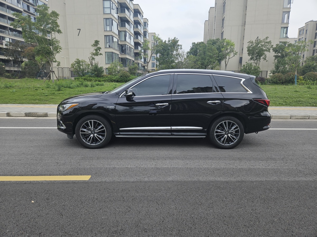 英菲尼迪 QX60  2020款 2.5 S/C Hybrid 兩驅(qū)卓越版 國VI圖片