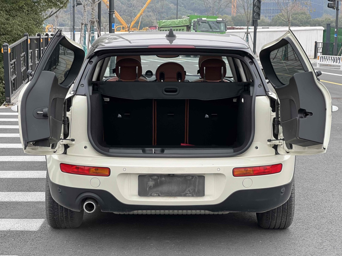 MINI CLUBMAN  2022款 改款 1.5T COOPER 鑒賞家圖片