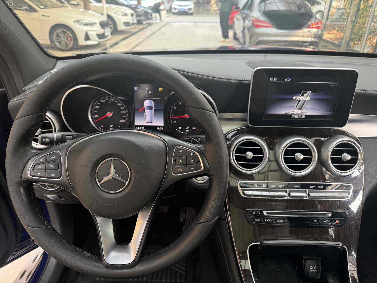 奔馳 奔馳GLC  2019款 GLC 260 4MATIC 動感型圖片