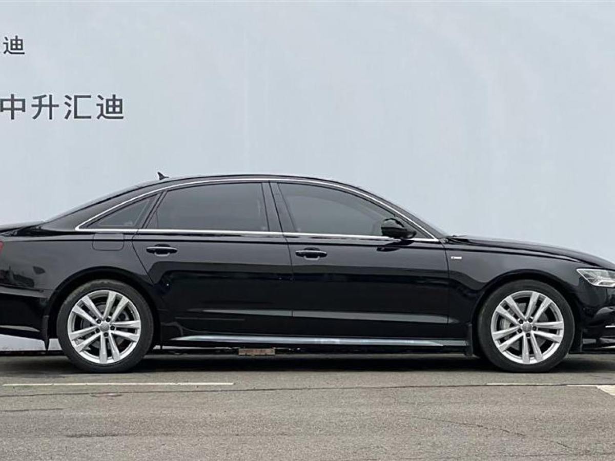 2018年9月奧迪 奧迪A4L  2018款 30周年年型 45 TFSI quattro 運(yùn)動型