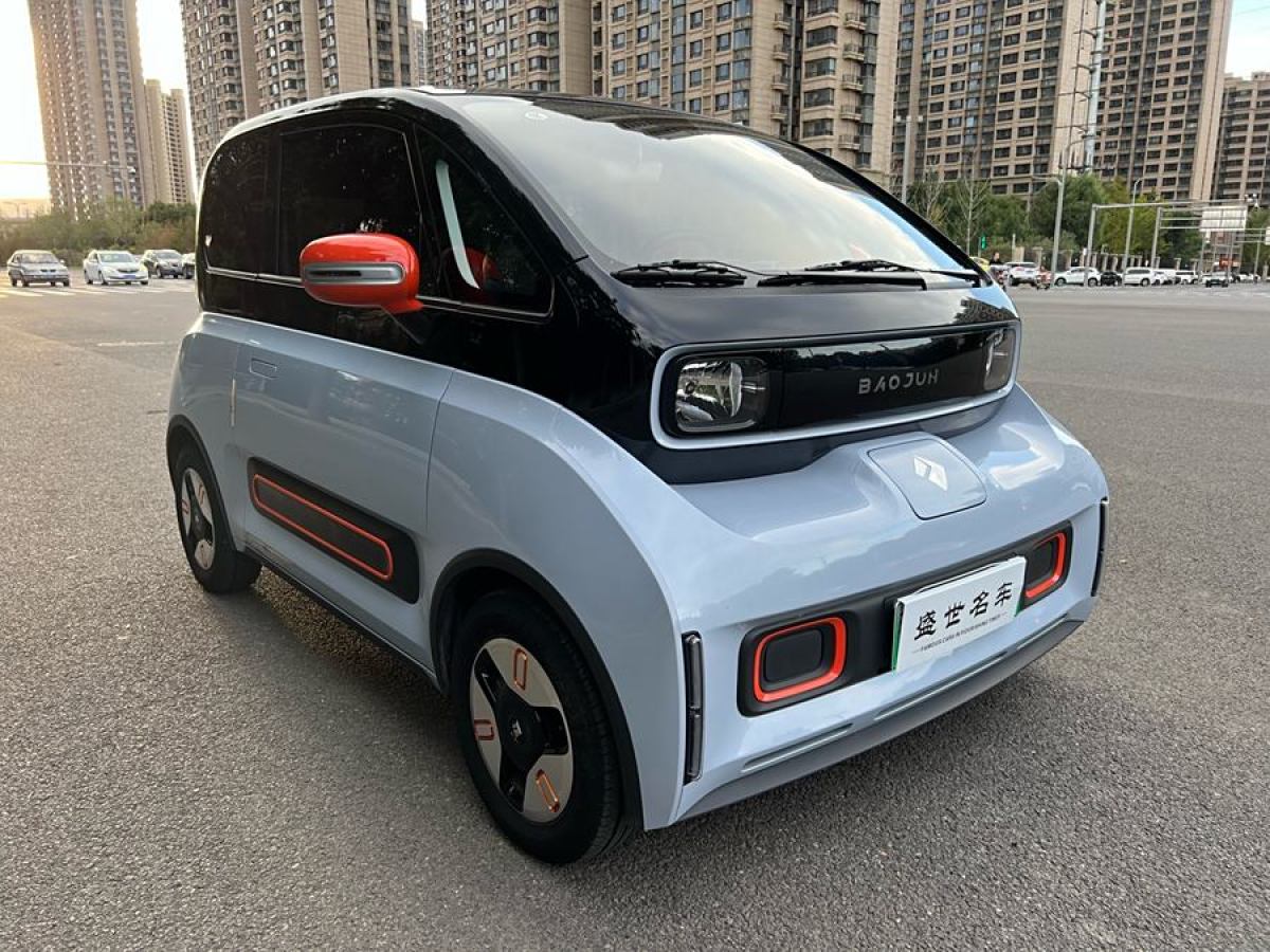 2022年7月宝骏 宝骏KiWi EV  2022款 设计师轻享版 三元锂