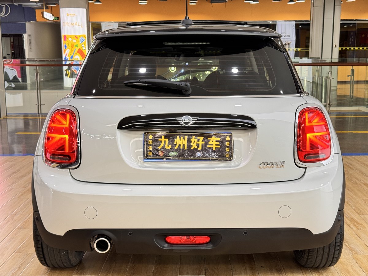 MINI MINI  2019款 1.5T COOPER 經(jīng)典派圖片