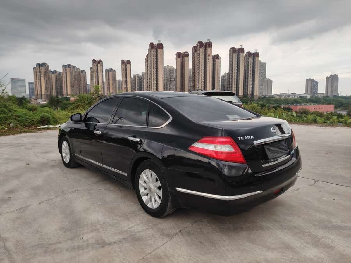 日產(chǎn) 天籟  2010款 2.0L XL周年紀(jì)念版圖片