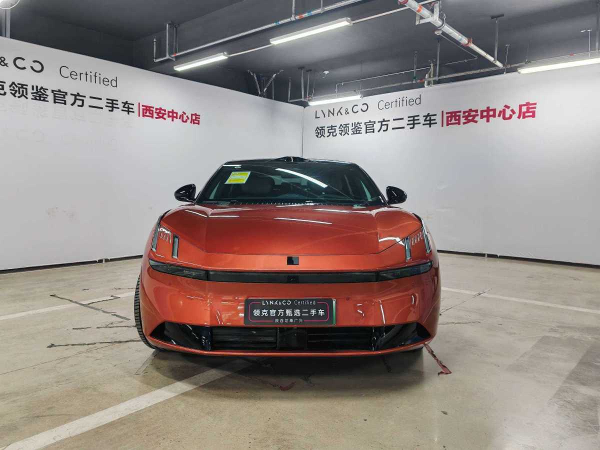 領(lǐng)克 領(lǐng)克Z10  2025款 95kWh 702km四驅(qū)智駕Ultra圖片