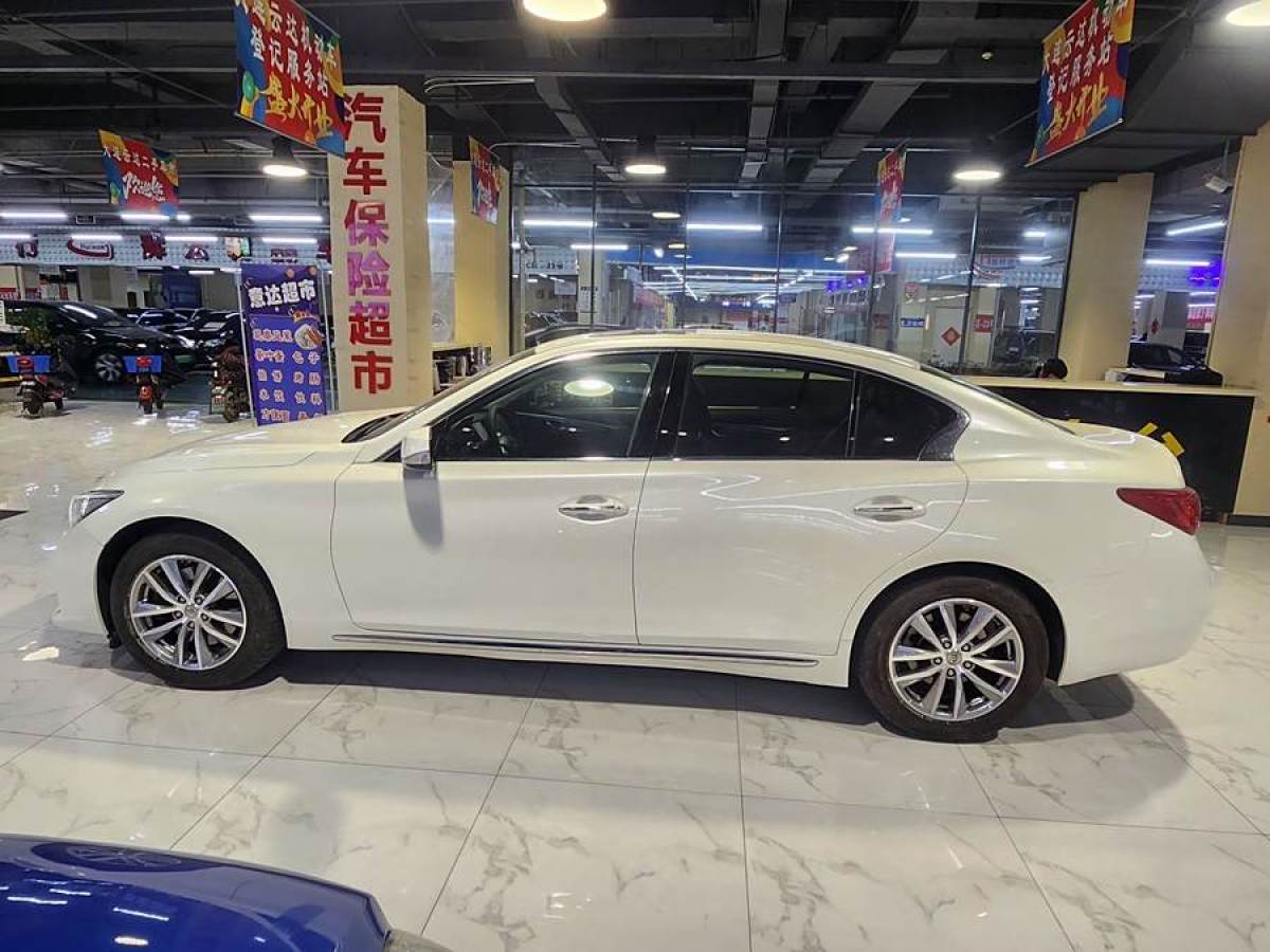 英菲尼迪 Q50L  2015款 2.0T 悅享版圖片