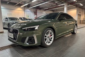 奧迪A5 奧迪 Sportback 40 TFSI 時(shí)尚動(dòng)感型