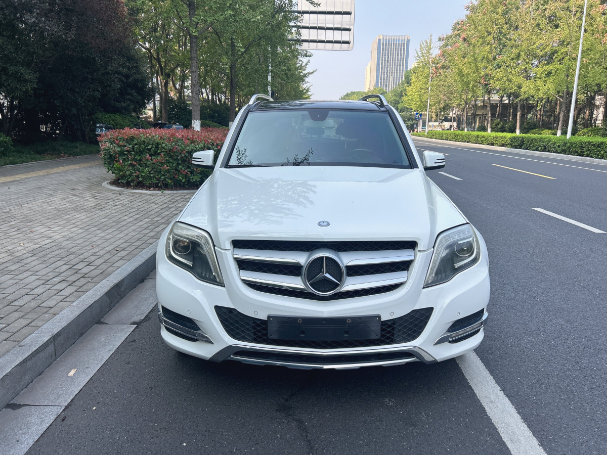 2014年6月奔馳 奔馳GLK級  2013款 GLK 300 4MATIC 動感天窗型