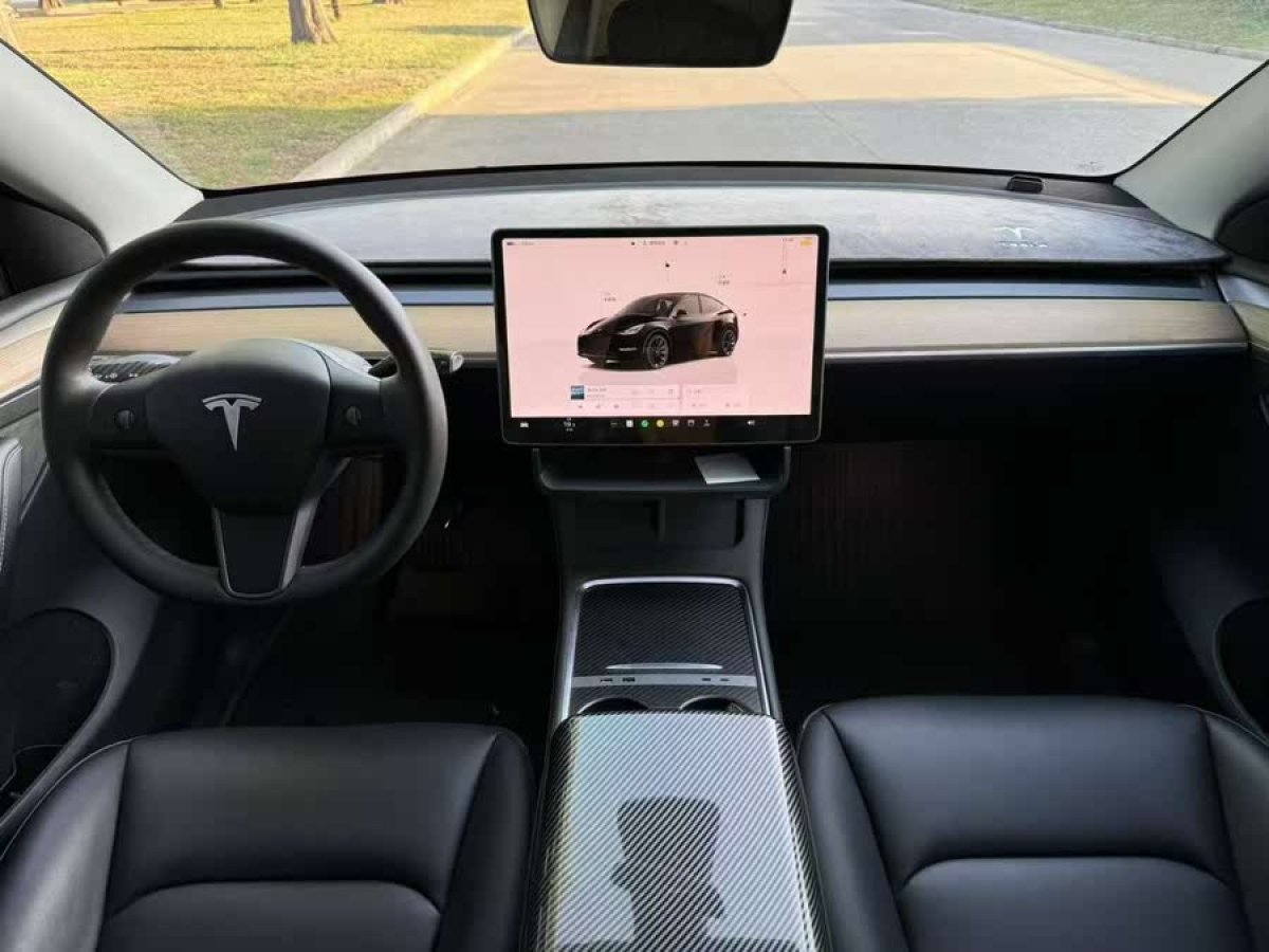 特斯拉 Model Y  2022款 改款 后輪驅(qū)動(dòng)版圖片