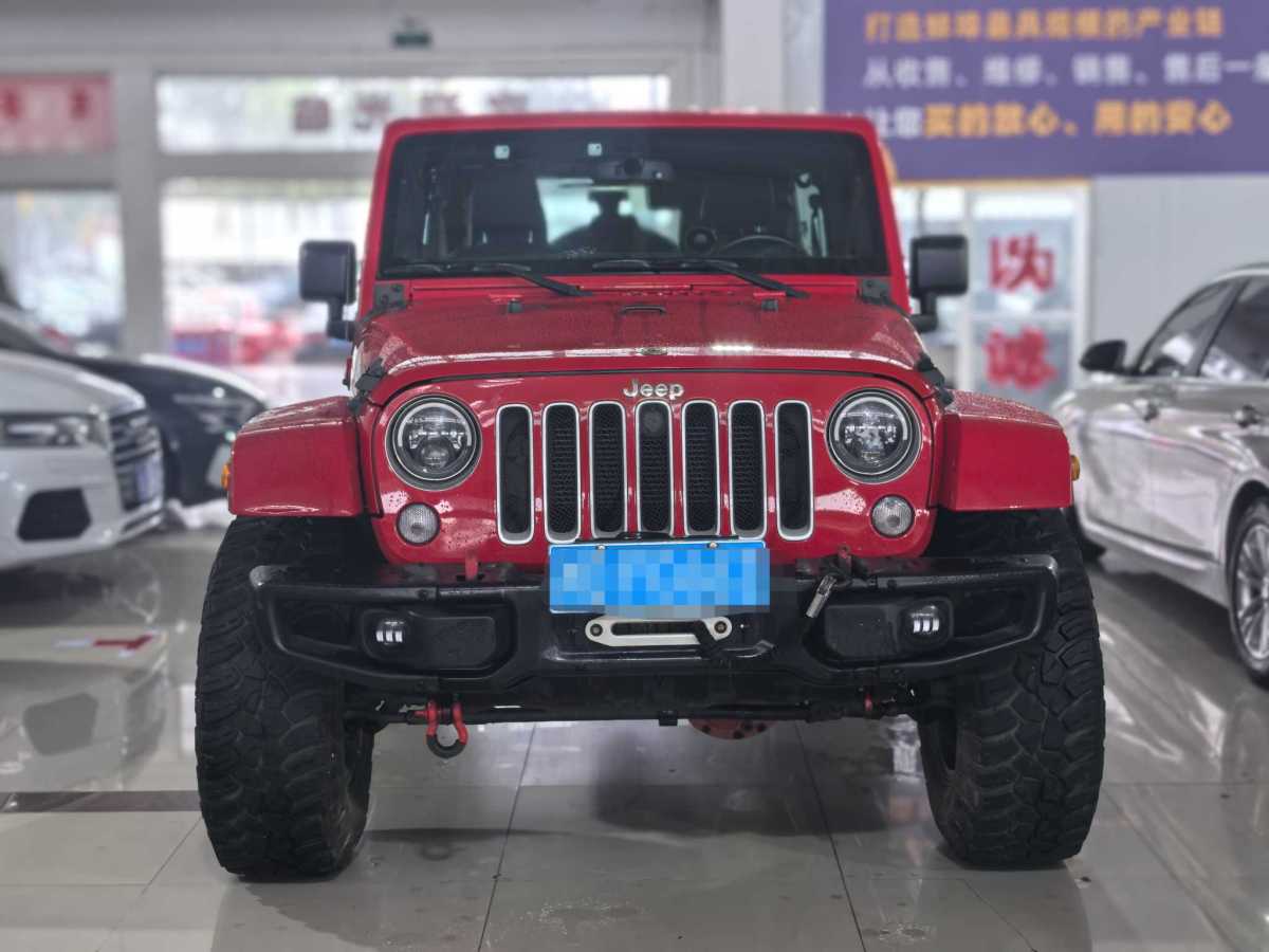 Jeep 牧馬人  2017款 3.0L Sahara 四門舒享版圖片