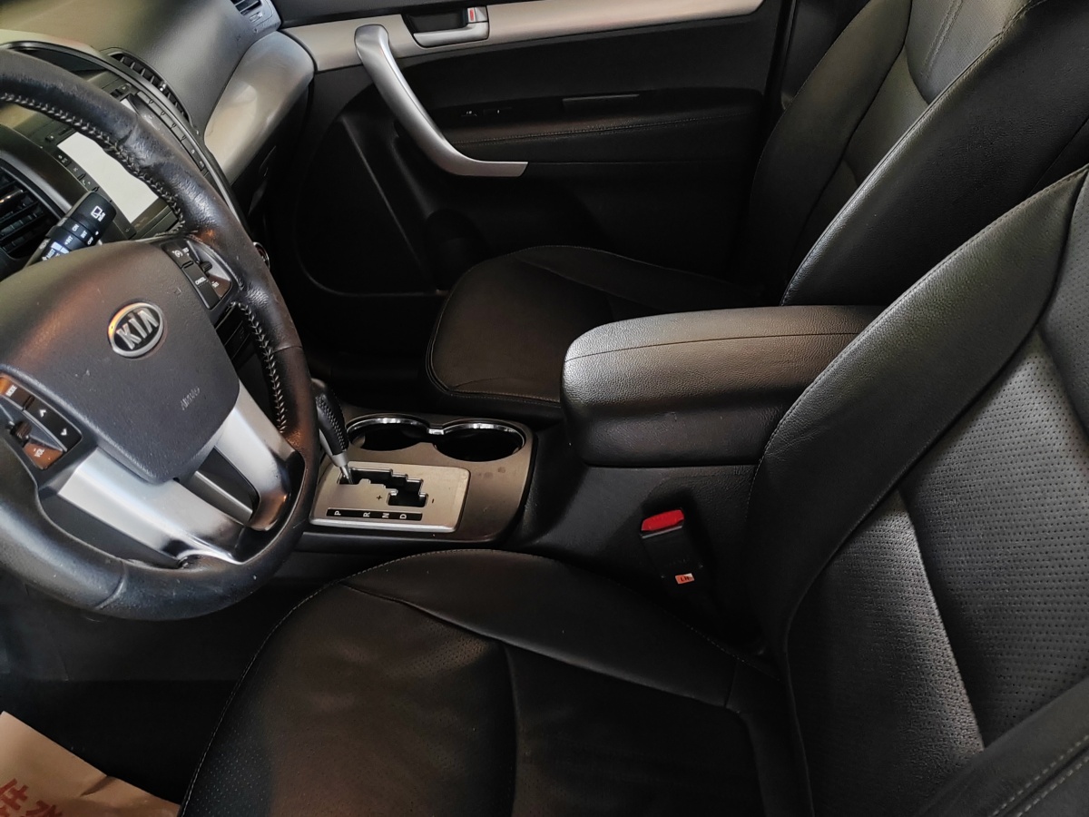 起亚 索兰托  2012款 2.4L 汽油舒适版图片