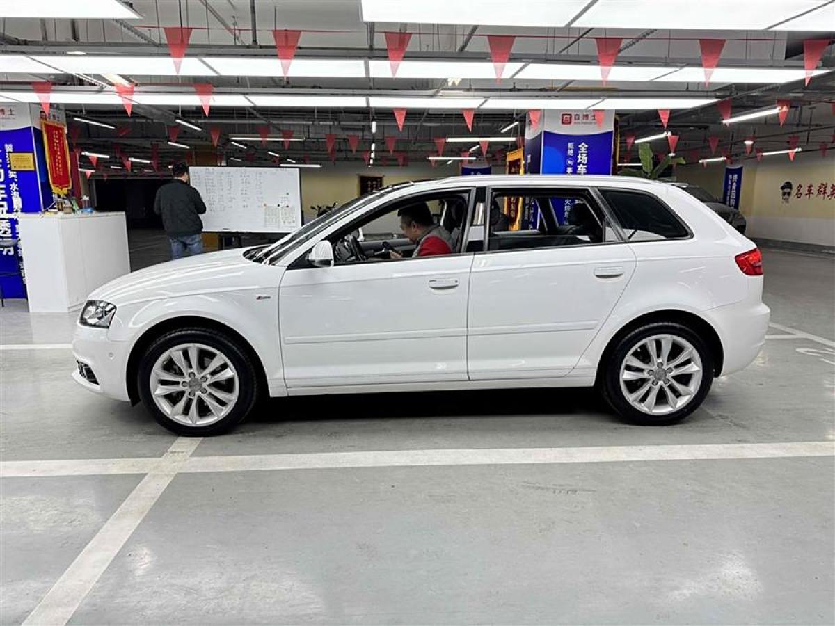 奧迪 奧迪A3  2013款 Sportback 30 TFSI 豪華型圖片