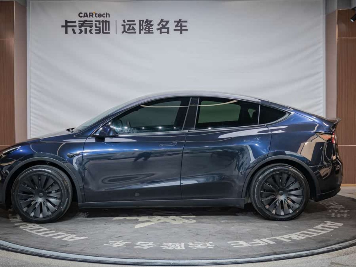 特斯拉 Model Y  2021款 標準續(xù)航后驅(qū)版圖片