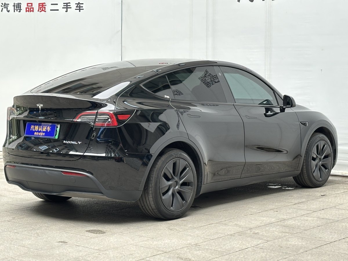 特斯拉 Model 3  2023款 煥新版 后輪驅(qū)動(dòng)圖片