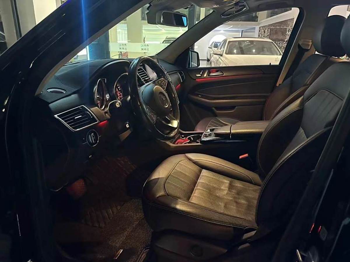 奔馳 奔馳GLE  2016款 GLE 320 4MATIC 豪華型圖片