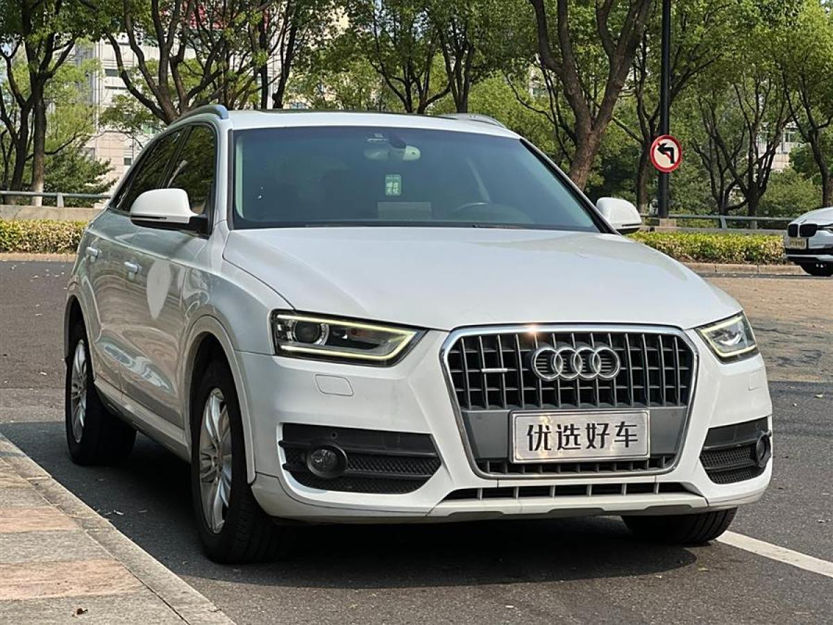 2015年6月奧迪 奧迪Q3  2015款 35 TFSI quattro 技術(shù)型