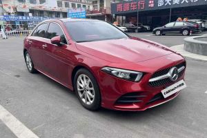 奔馳A級(jí) 奔馳 A 220 4MATIC