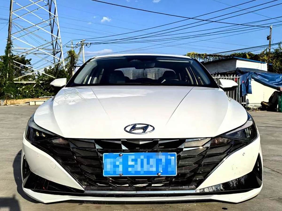 現(xiàn)代 伊蘭特  2021款 1.5L LUX尊貴版圖片