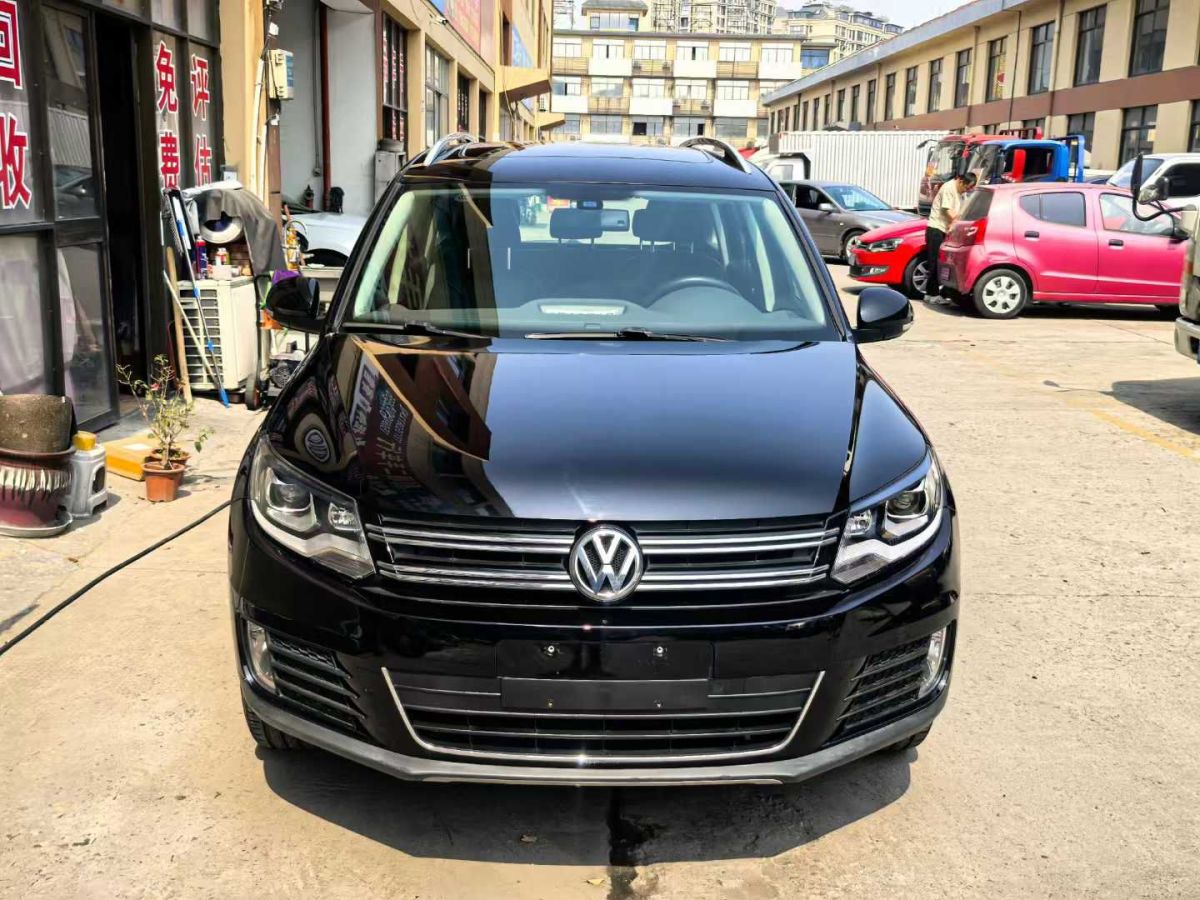 大眾 途觀  2014款 1.8TSI 自動(dòng)兩驅(qū)30周年紀(jì)念版圖片