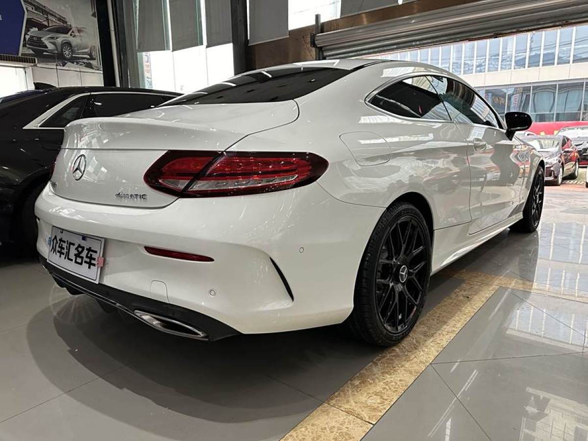 奔馳 奔馳C級  2019款 C 260 4MATIC 轎跑車圖片