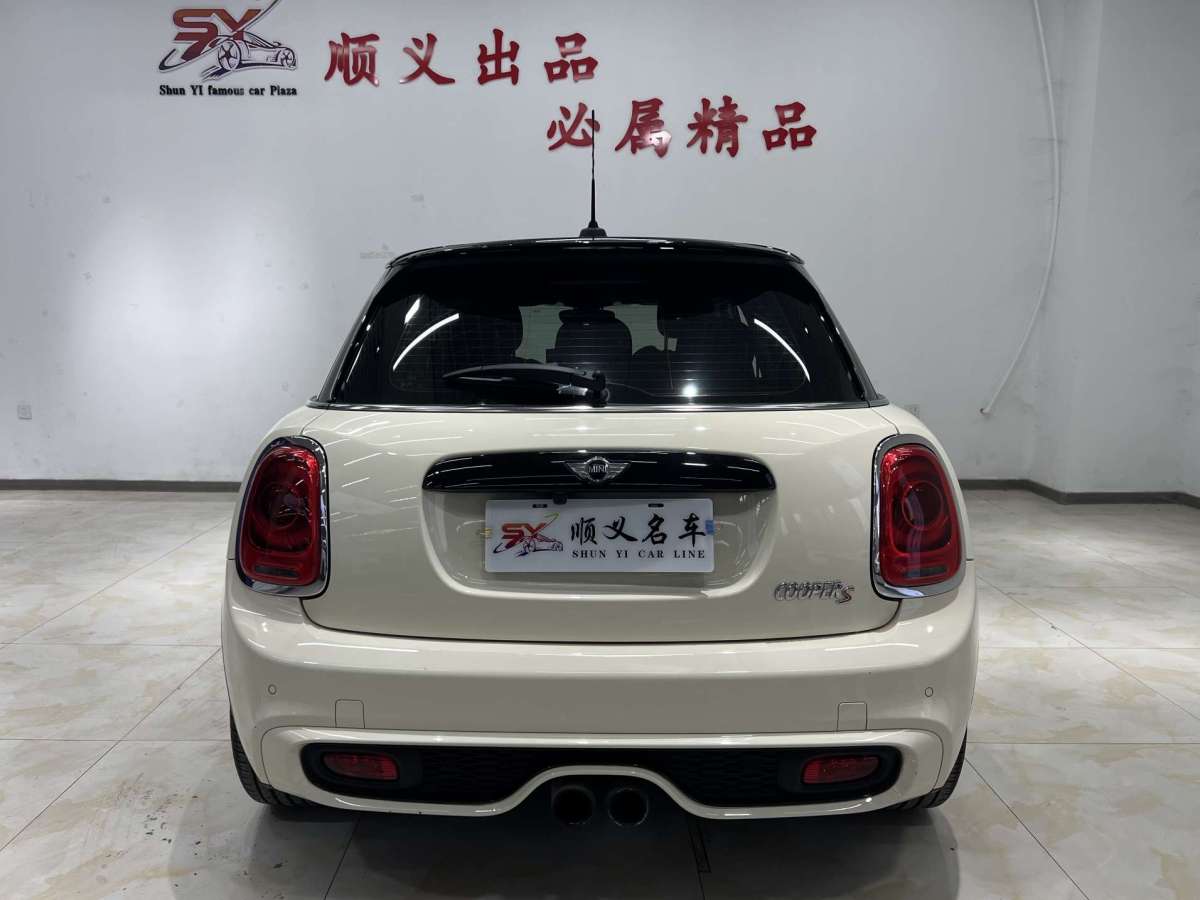 MINI MINI  2016款 2.0T COOPER S 五門版圖片