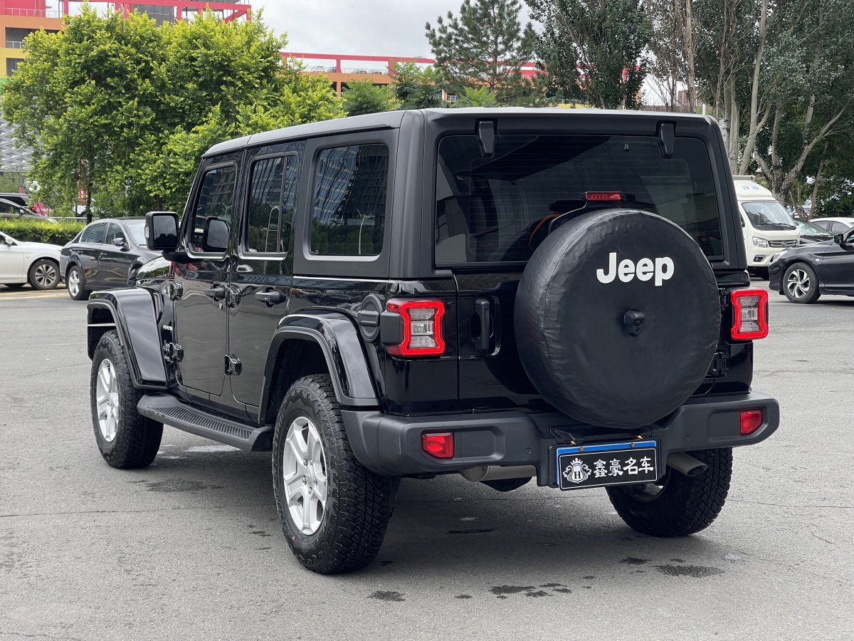 Jeep 牧馬人  2021款 2.0T Sahara 四門版圖片