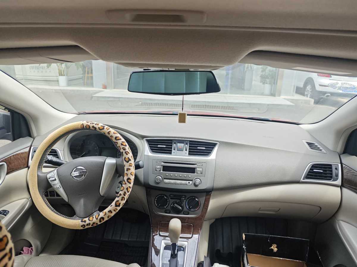 日產(chǎn) 軒逸  2012款 1.6XL CVT豪華版圖片