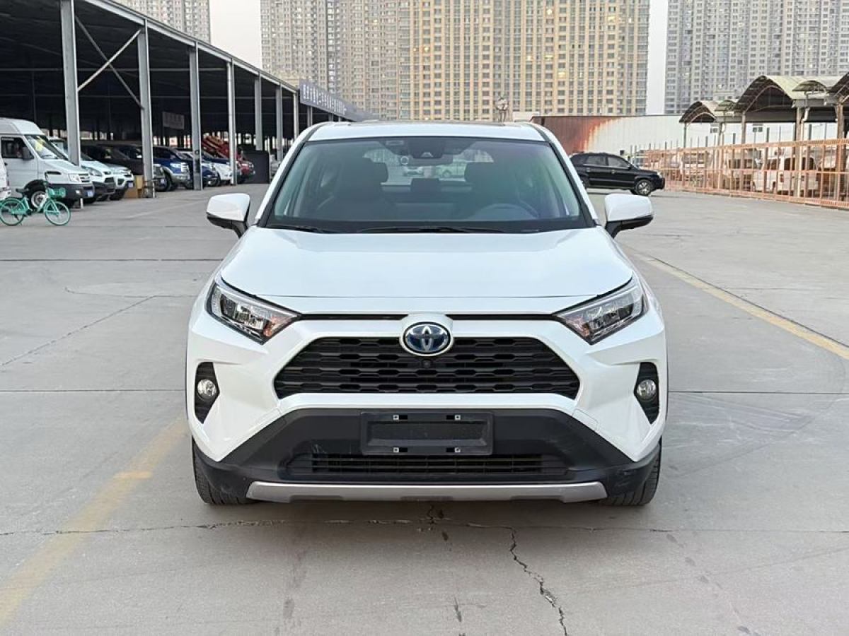 豐田 RAV4榮放  2023款 雙擎 2.5L E-CVT四驅(qū)精英Plus版圖片