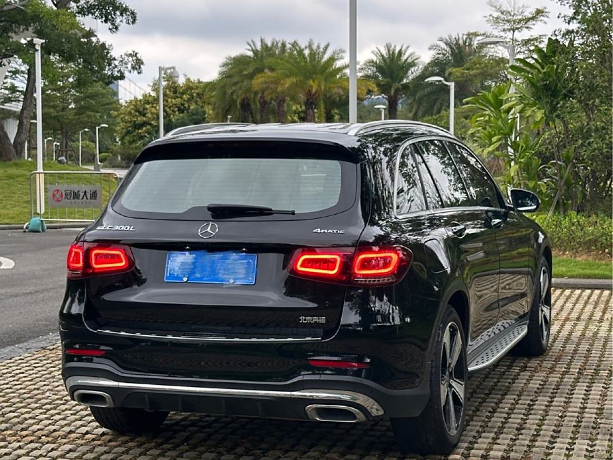 2021年6月奔馳 奔馳GLC  2021款 GLC 300 L 4MATIC 豪華型